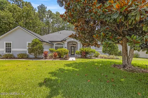 193 Strawberry Ln, Saint Johns, FL 32259