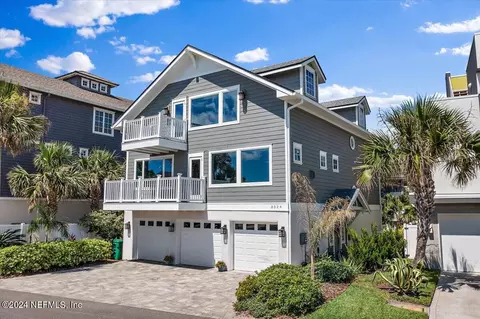 3324 Ocean Dr S, Jacksonville Beach, FL 32250