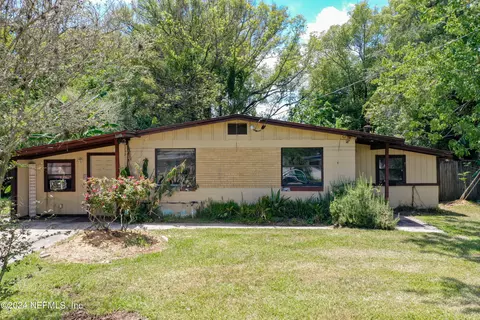 2108 Hugh Edwards Dr, Jacksonville, FL 32210