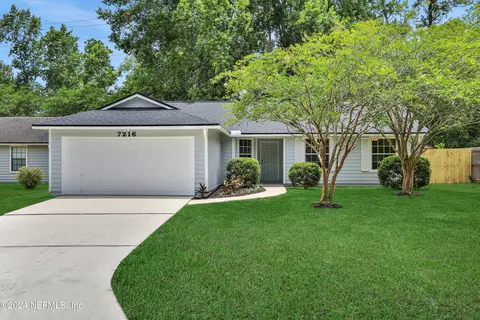 7216 Mimosa Grove Pl, Jacksonville, FL 32210