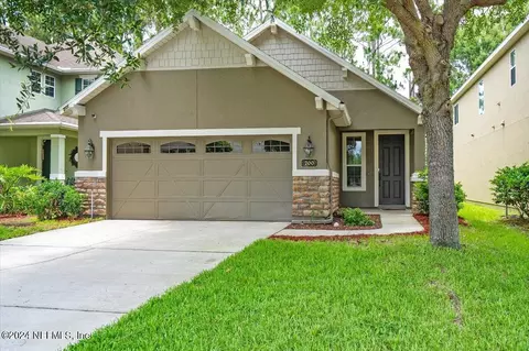 700 Briar View Dr, Orange Park, FL 32065