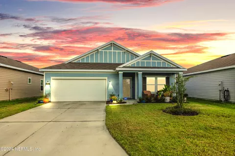 10864 Peacock Landing Ct, Jacksonville, FL 32218