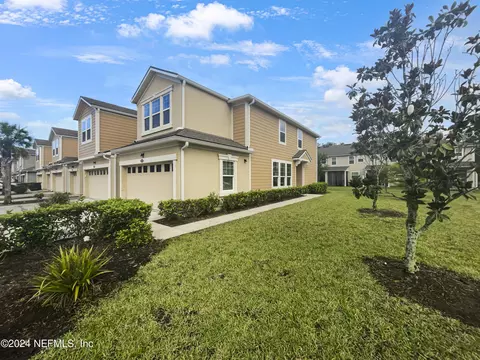 474 Richmond Dr, Saint Johns, FL 32259