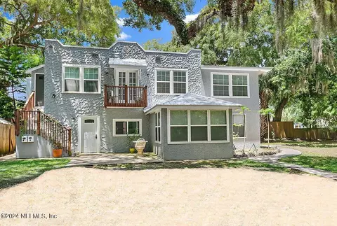 8 Douglas Ave, Saint Augustine, FL 32084