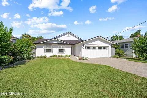 715 11th St N, Jacksonville Beach, FL 32250