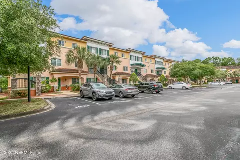 9745 Touchton Rd #1802, Jacksonville, FL 32246