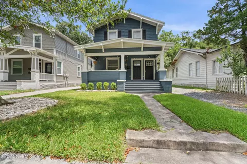 27812783 College St, Jacksonville, FL 32205