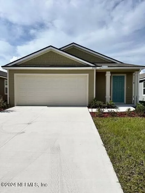 2590 Falling Star Ln, Green Cove Springs, FL 32043