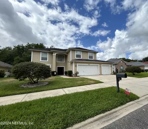14334 Fish Eagle Dr E, Jacksonville, FL 32226