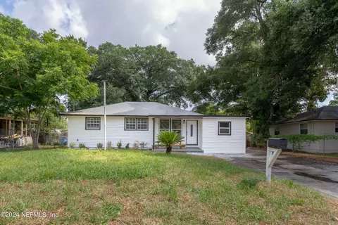 6535 Brandemere Rd N, Jacksonville, FL 32211