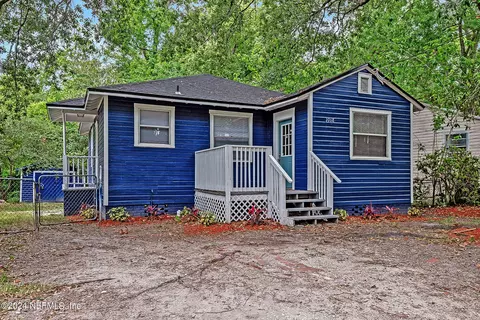 1018 Westbrook Cir W, Jacksonville, FL 32209