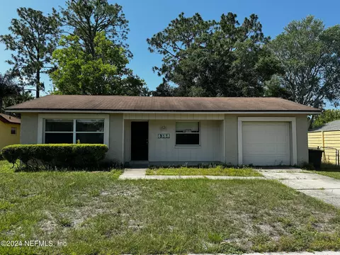 8358 Geoffrey Ct, Jacksonville, FL 32244
