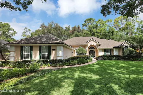 1934 Hibernia Ct, Jacksonville, FL 32223