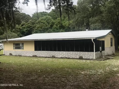 121 Rowland Ave, Palatka, FL 32177