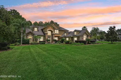 283 Stonewell Dr, Saint Johns, FL 32259