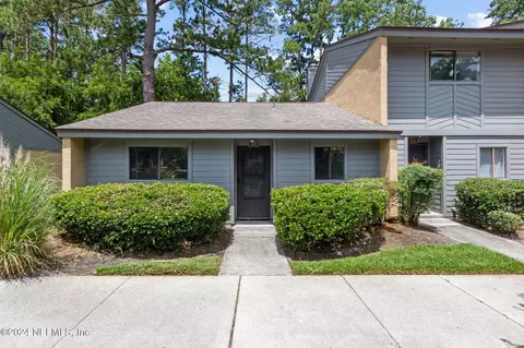 85 Debarry Ave #1051, Orange Park, FL 32073