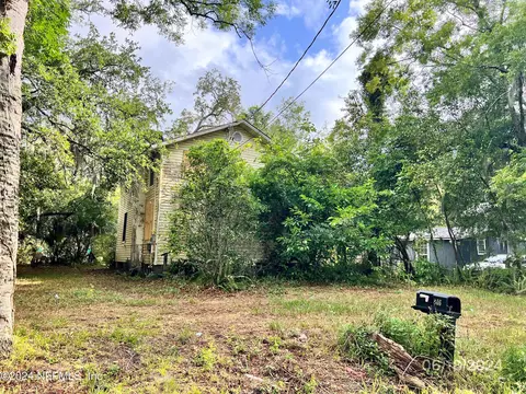 846 Westbrook Rd, Jacksonville, FL 32209