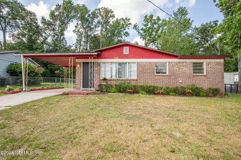 548 Blairmore Blvd W, Orange Park, FL 32073
