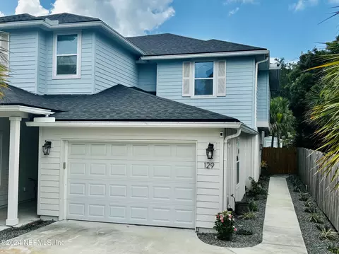 129 Donner Rd, Atlantic Beach, FL 32233