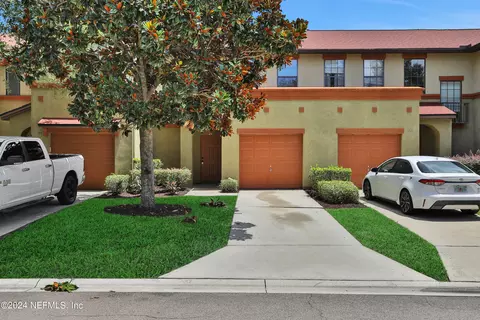 776 Ginger Mill Dr, Saint Johns, FL 32259
