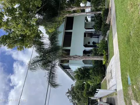 715 Spring St, Green Cove Springs, FL 32043