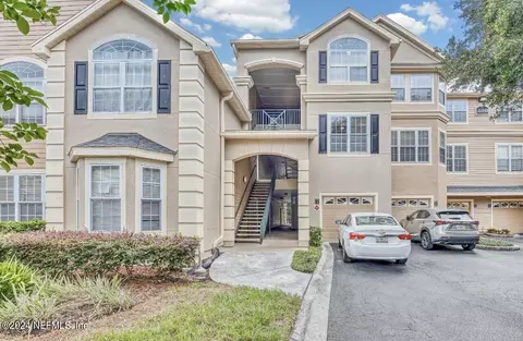 13810 Sutton Park Dr N #422, Jacksonville, FL 32224