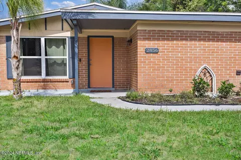 2856 Tulip Cir E, Jacksonville, FL 32246