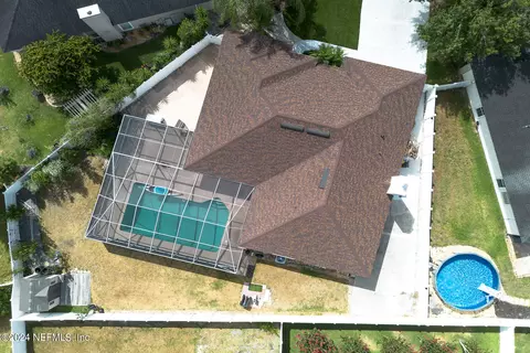 2468 Glassy Water Ln, Jacksonville, FL 32246