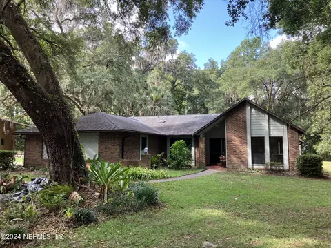 414 NW 111th Way, Gainesville, FL 32607