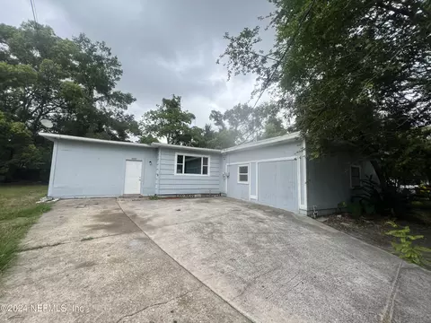 3033 E Detroit Cir, Jacksonville, FL 32254