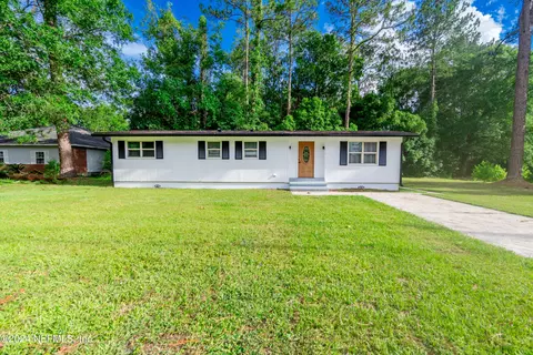 798 W Pratt St, Starke, FL 32091