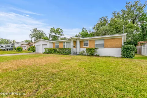 6830 Howalt Dr, Jacksonville, FL 32277