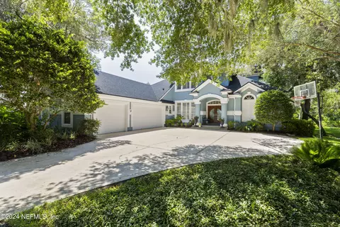 653 Treehouse Cir, Saint Augustine, FL 32095