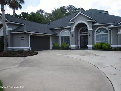 1852 Hickory Trace Dr, Fleming Island, FL 32003