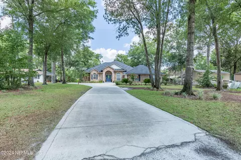1257 Lake Asbury Dr, Green Cove Springs, FL 32043