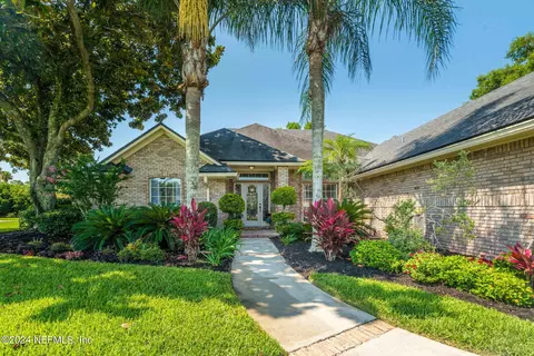 12548 Mission Hills Cir N, Jacksonville, FL 32225