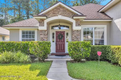 2551 Creekfront Dr, Green Cove Springs, FL 32043