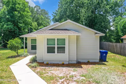 6505 Pine Cir W, Saint Augustine, FL 32095