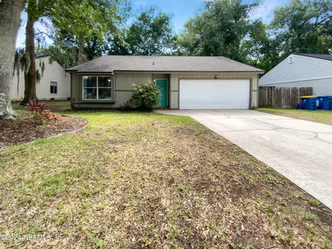 1478 Classic Oak Rd W, Jacksonville, FL 32225
