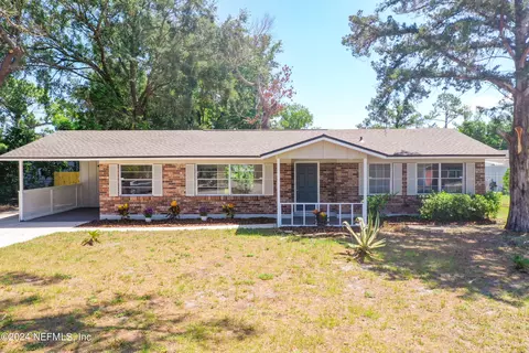 582 Valderia Dr, Orange Park, FL 32073