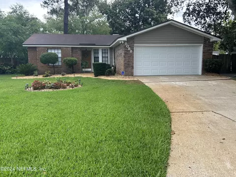 8088 Great Valley Trl, Jacksonville, FL 32244