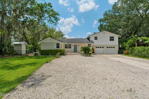 9900 Carbondale Dr W, Jacksonville, FL 32208