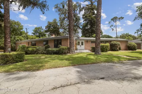3665 San Viscaya Dr, Jacksonville, FL 32217