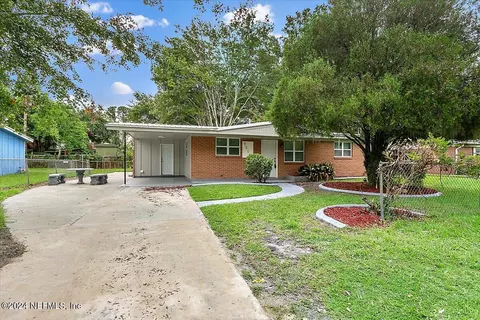 9511 Gisborne Dr, Jacksonville, FL 32208