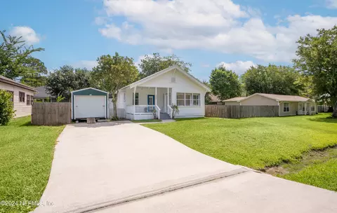6242 Cedar Ln, Saint Augustine, FL 32095