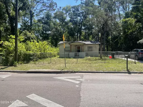 415 NE 18th Street St, Gainesville, FL 32641