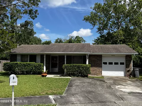 1518 Lavilla Dr N, Jacksonville, FL 32221