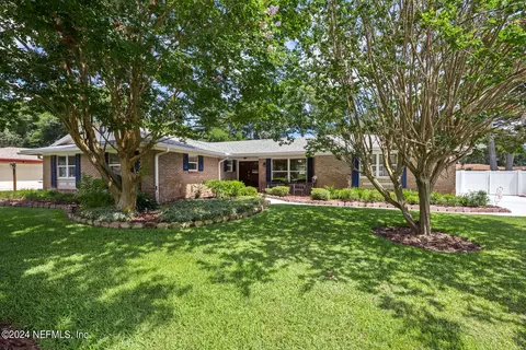 14045 Spanish Point Dr, Jacksonville, FL 32225