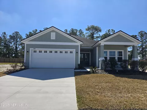 3564 Americana Dr, Green Cove Springs, FL 32043