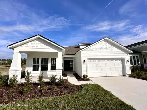 3505 Americana Dr, Green Cove Springs, FL 32043